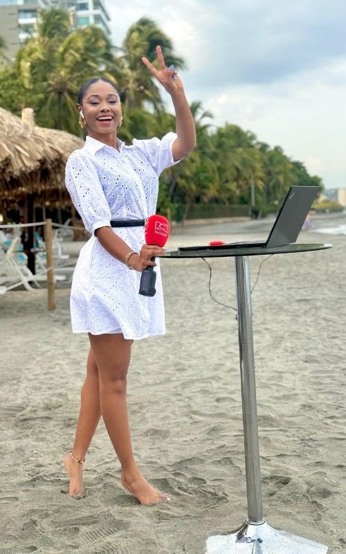 Vestido Ojalillo Corto